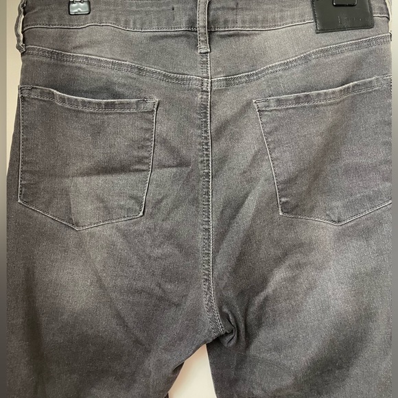 Women’s Leith High Rise Crop Flare Jeans - Picture 6 of 8